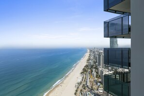Balcony - Soul Beachfront Apartments - HR Surfers Paradise (Surfers Paradise)