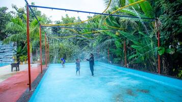 Utomhuspool
