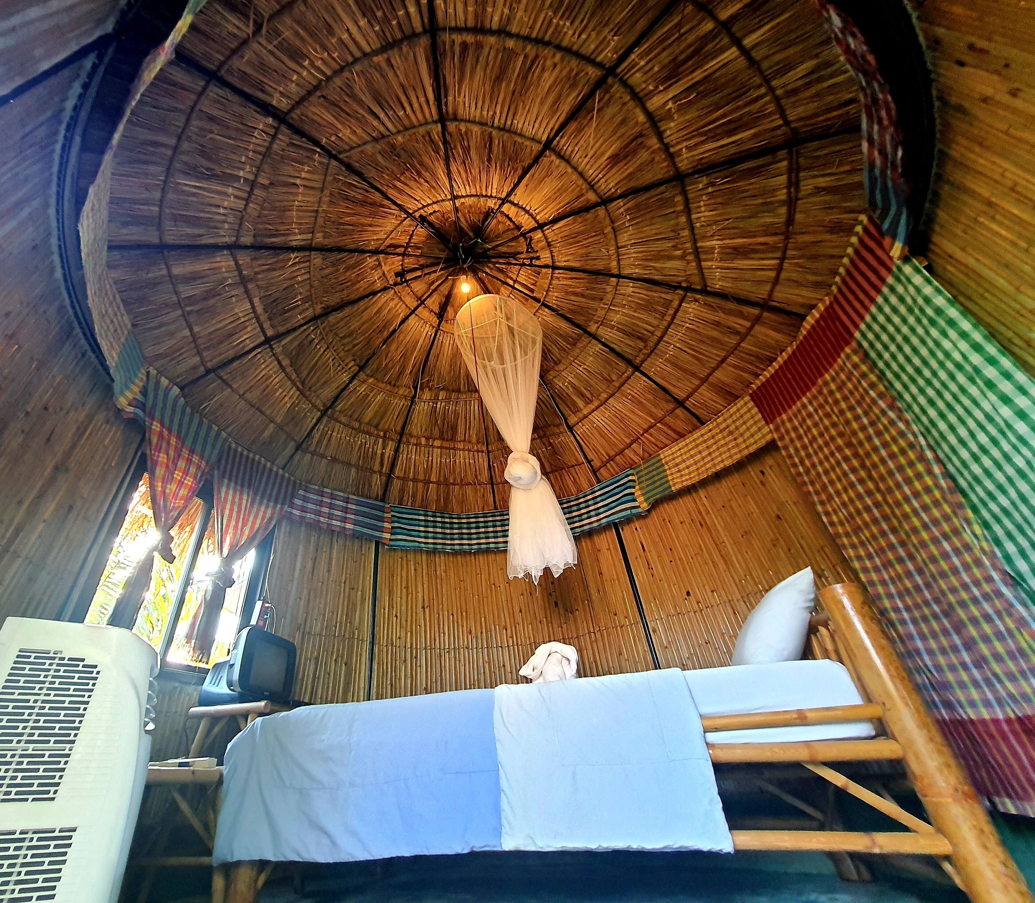 Tent | Hypo-allergenic bedding, blackout curtains, free WiFi