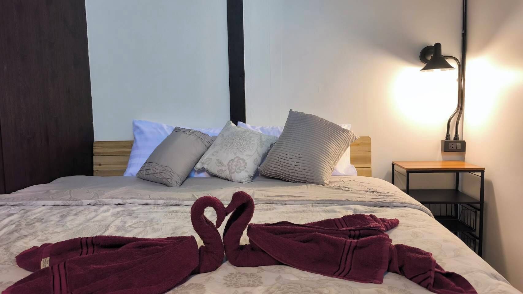 高级房 | 防过敏的被褥、遮光窗帘、免费 WiFi