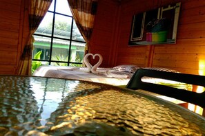 Bungalow with Garden View | Hypo-allergenic bedding, blackout drapes, free WiFi - Saengcha Farm Resort (Prachantakham)