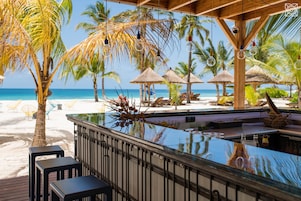 Beach bar