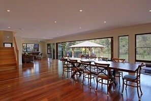 Away on Shirley Lane | In-room dining - Away on Shirley Lane (Byron Bay)