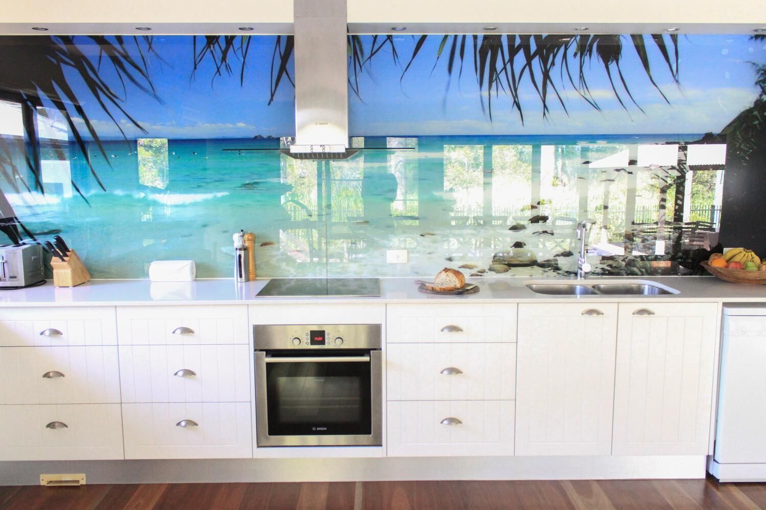 Full-sized fridge, microwave, stovetop, coffee/tea maker