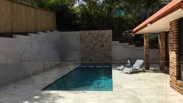 Kolam renang outdoor