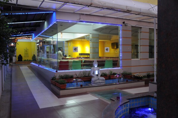 Interior entrance - Maple Suites (Bengaluru)