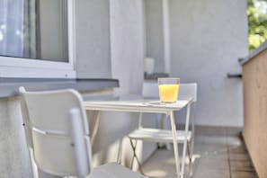 Classic-Apartment, 2 Schlafzimmer, Küche (Lobzowska Street 24A) | Balkon