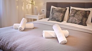 Literie hypoallergénique, fer et planche à repasser, Wi-Fi gratuit