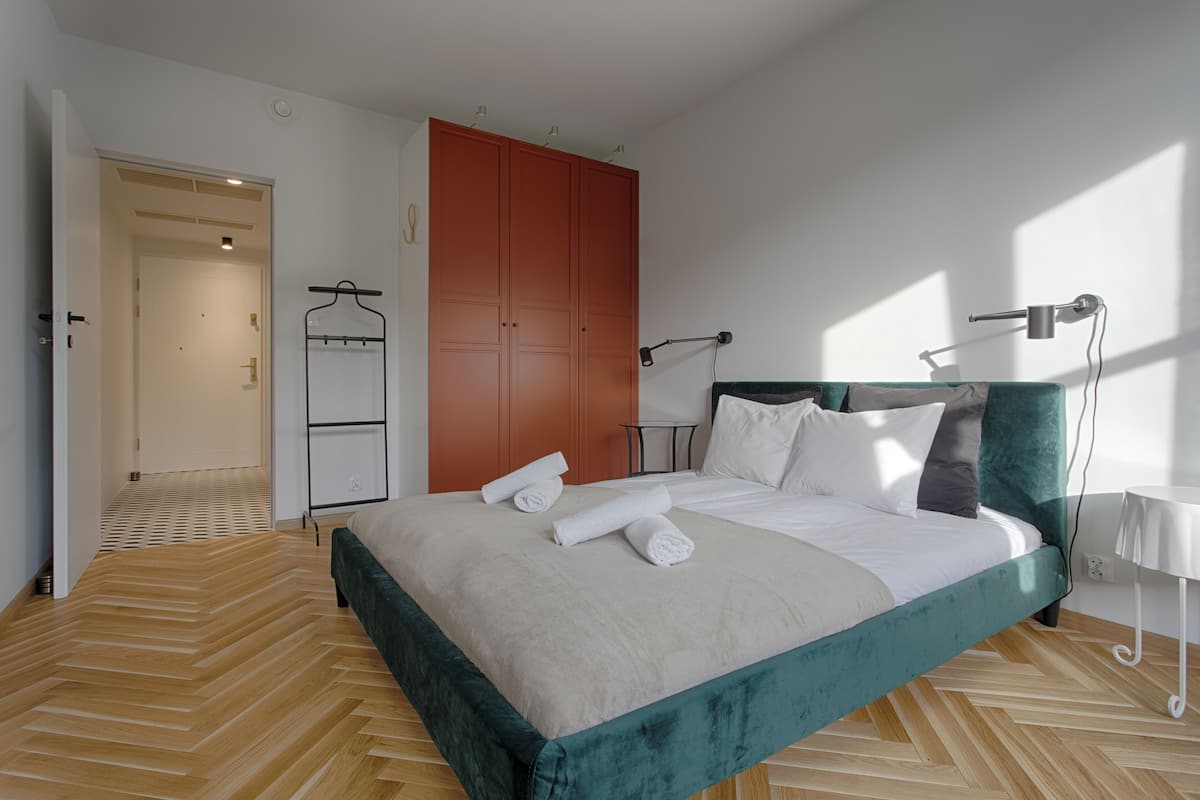 Apartemen Premium, 1 kamar tidur, dapur (24 Augustianska Street) | Seprai antialergi, setrika/meja setrika, dan Wi-Fi gratis