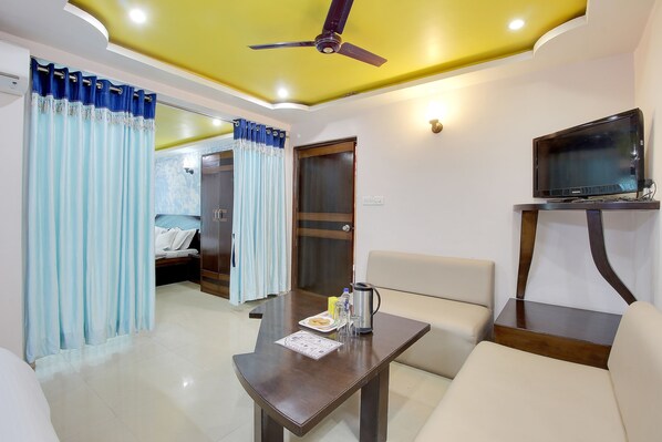 Family Suite, 2 Bedrooms | Living area | TV - Hotel Ashoka Mount Abu (Abu Road)