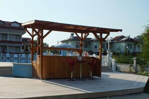 Poolside bar - Dalyan Palmiye Resort (Ortaca)