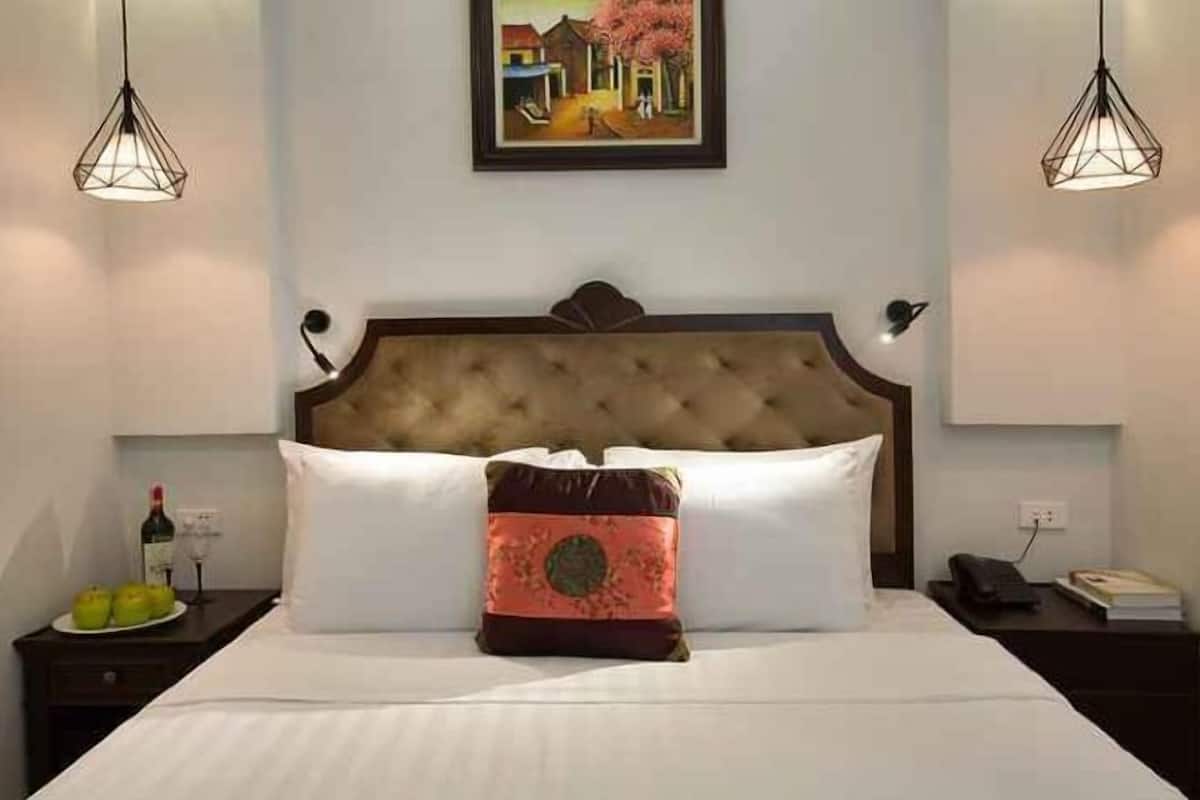 Down comforters, minibar, in-room safe, individually decorated