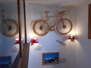 Staircase - Hôtel Arolla (Bourg-Saint-Maurice)