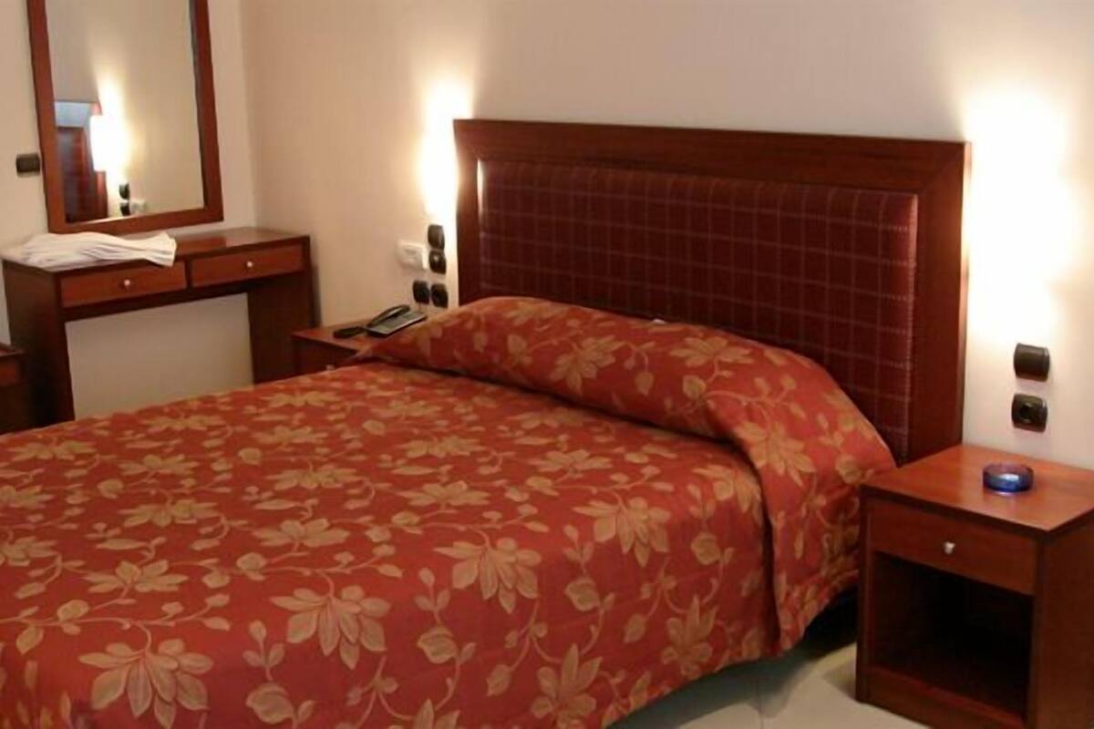 Quarto solteiro, 1 cama de solteiro | Quartos à prova de som, Wi-Fi de cortesia