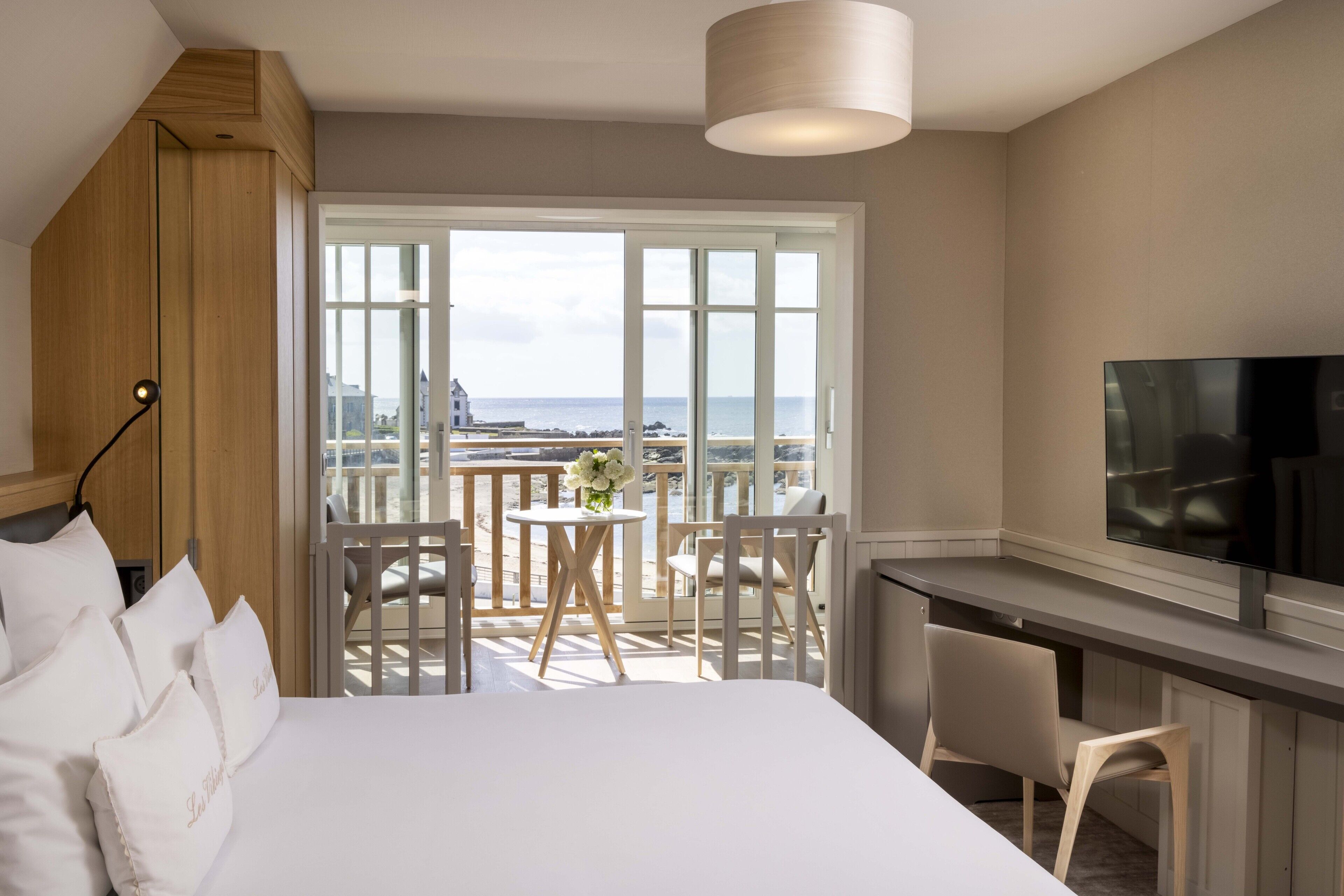 romantic double room | 1 bedroom, premium bedding, pillow-top beds, minibar