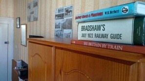 Double Room, Ensuite | Reception - All Seasons Guest House (Douglas)