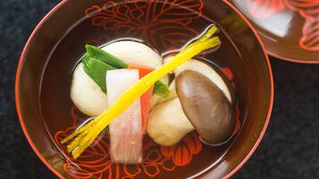 餐飲