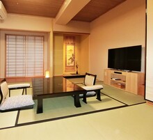 客房內保險箱、免費無線上網、床單