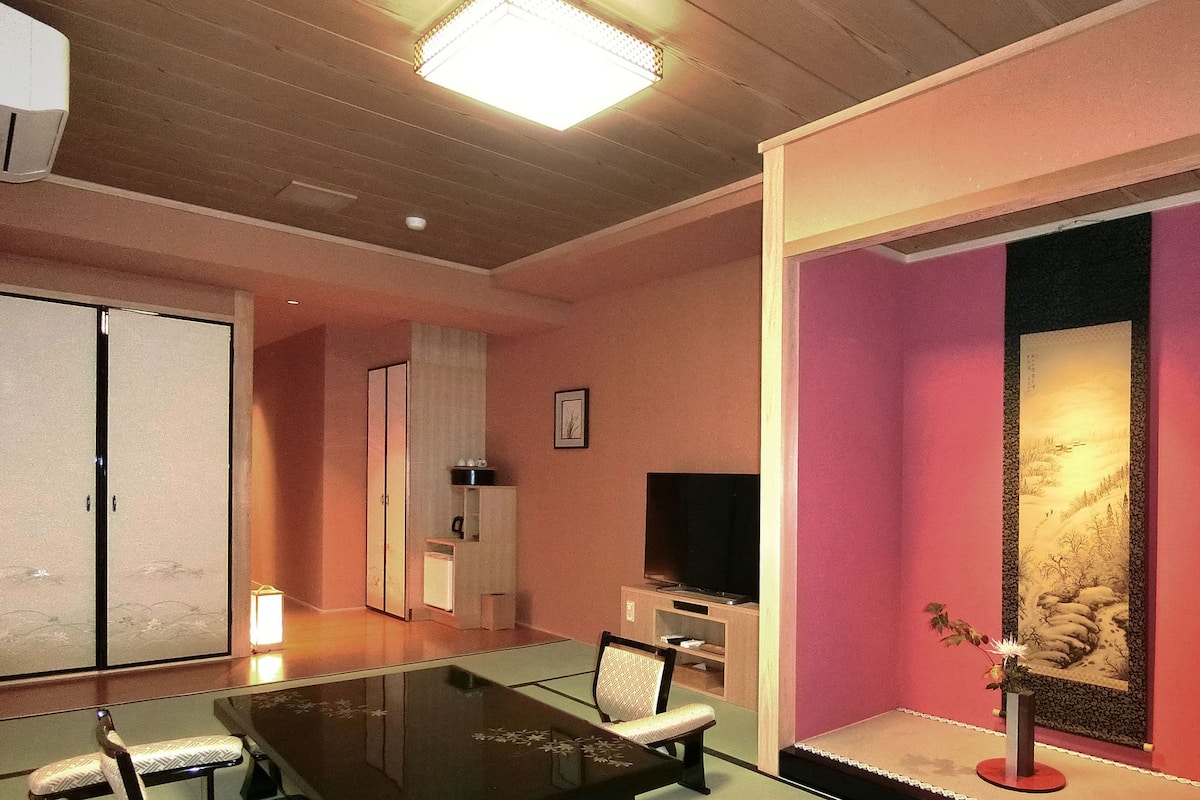 Coffres-forts dans les chambres, Wi-Fi gratuit, draps fournis