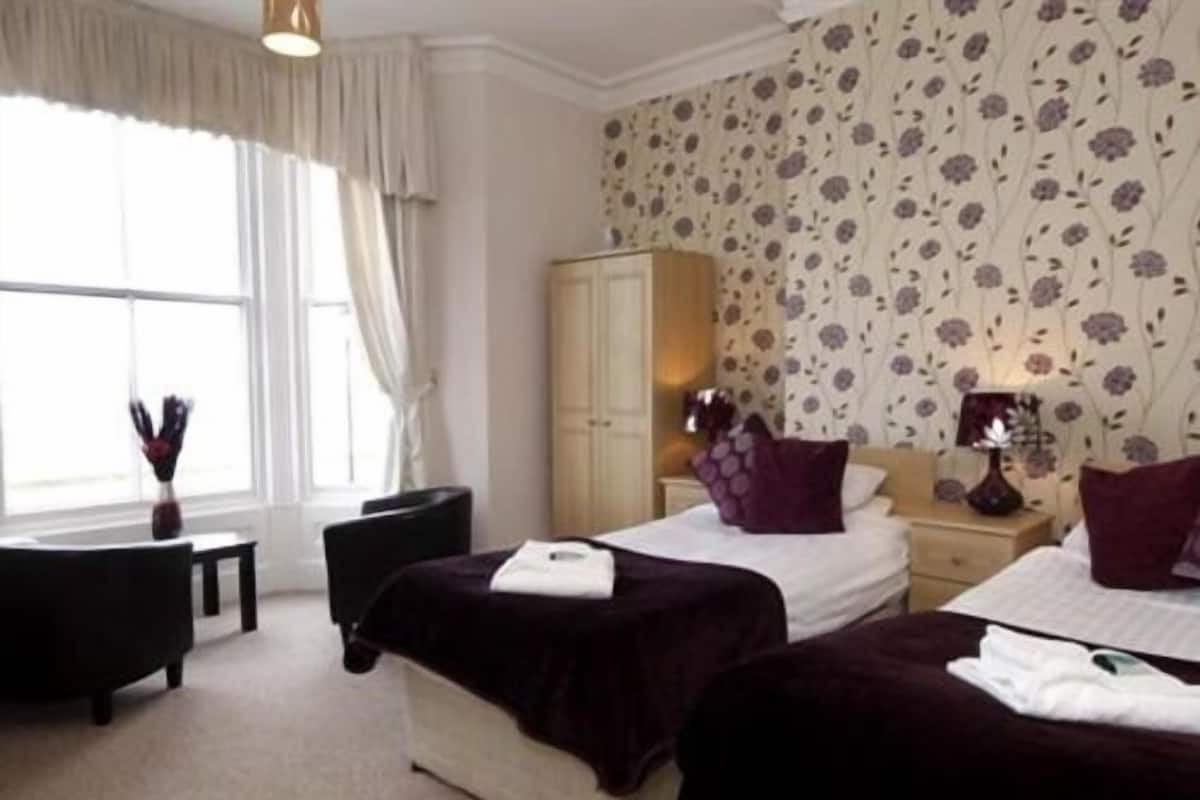 Family Room | Bed sheets