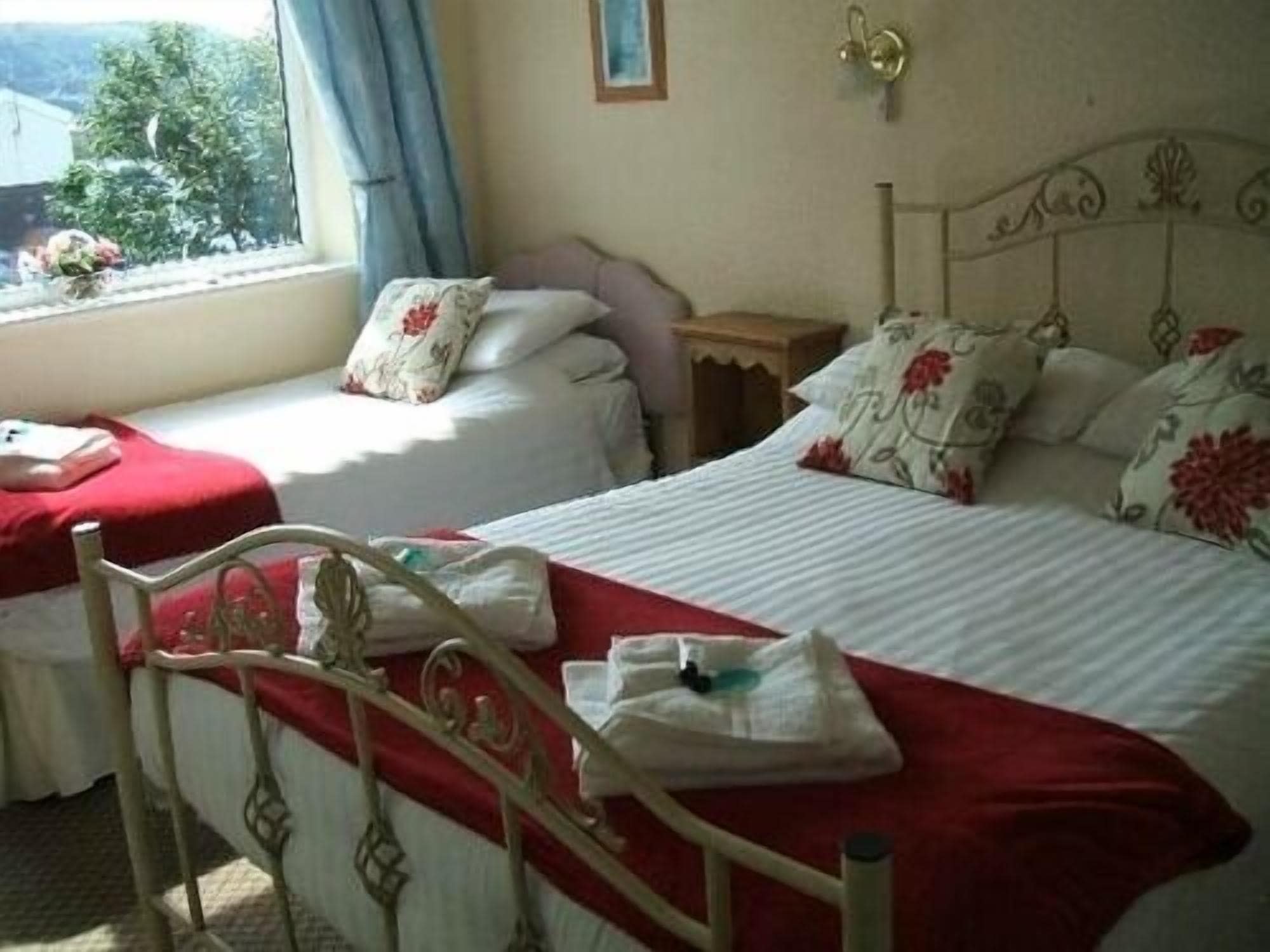 Triple Room, Ensuite (Accessible) | Bed sheets