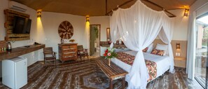 Deluxe Suite, 1 Queen Bed, Ocean View | Minibar, in-room safe, bed sheets - Fazenda do Rosa (Imbituba)
