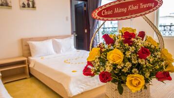 Deluxe Double Room | Minibar, desk, free WiFi, bed sheets