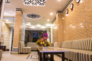 Lobby sitting area - Maika Hotel (Nha Trang)