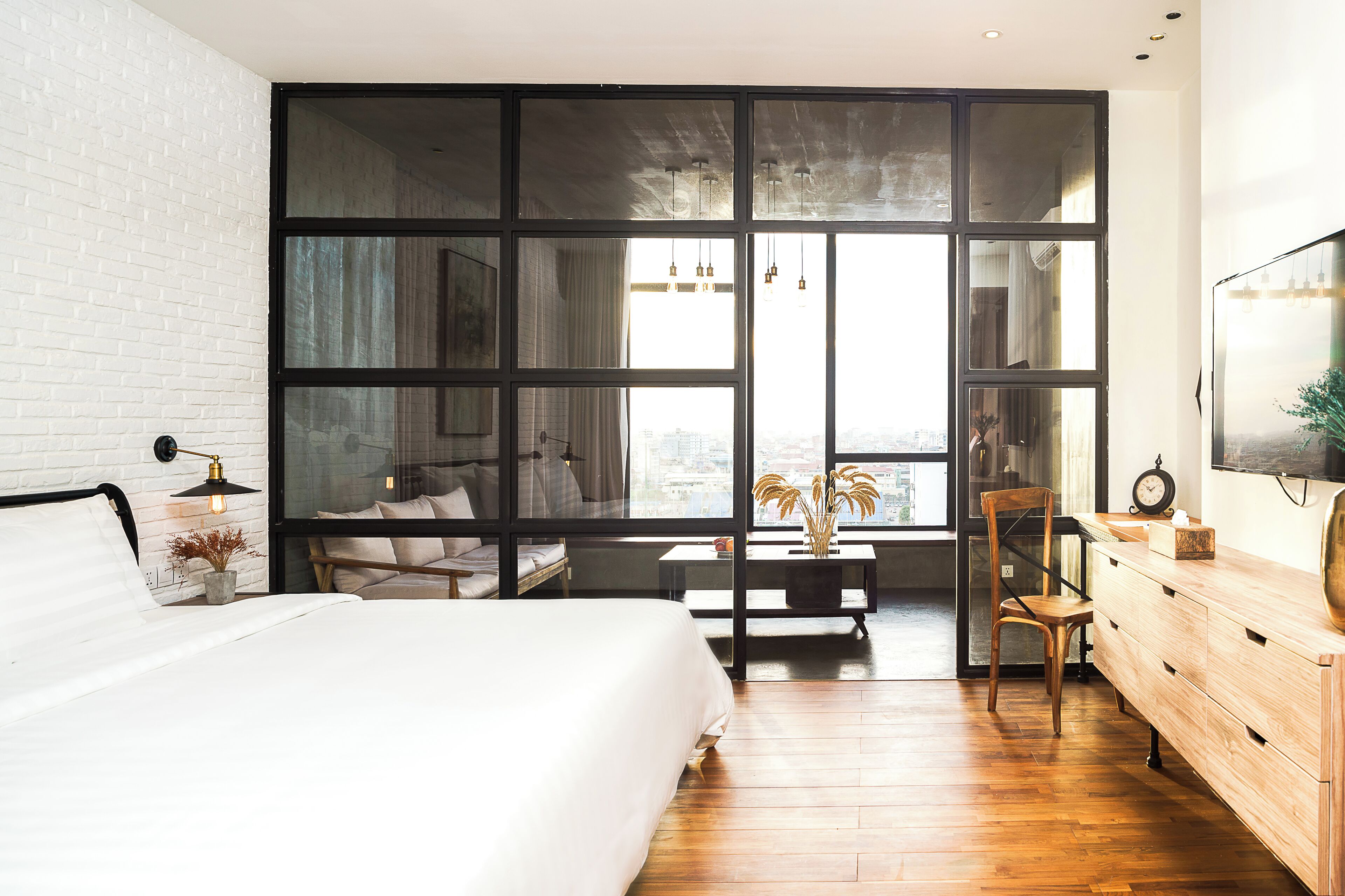 sunset suite king bed | 1 bedroom, minibar, in-room safe, individually furnished