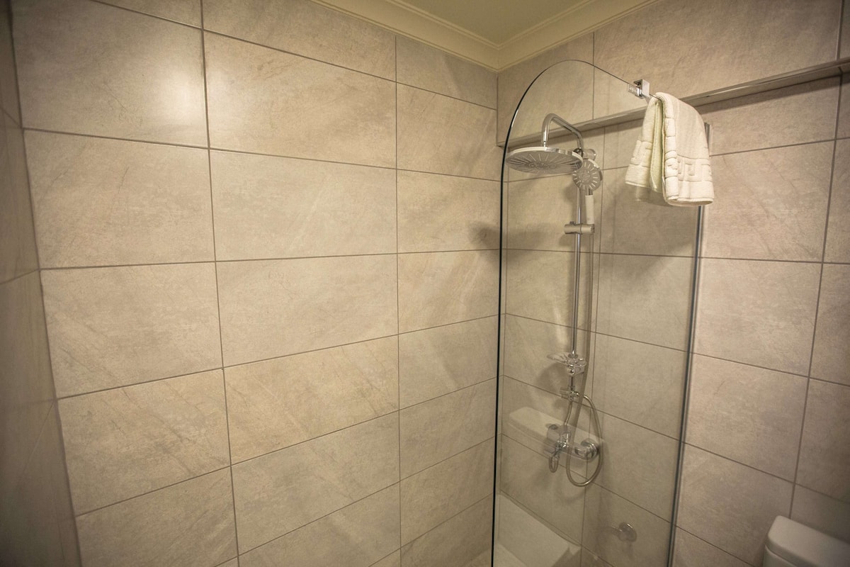 free toiletries, hair dryer, bathrobes, slippers