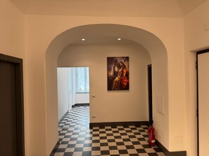 Télévision à écran plat