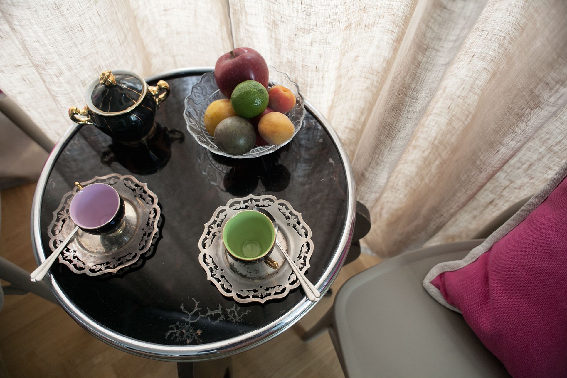 Ropa de cama de alta calidad y minibar 