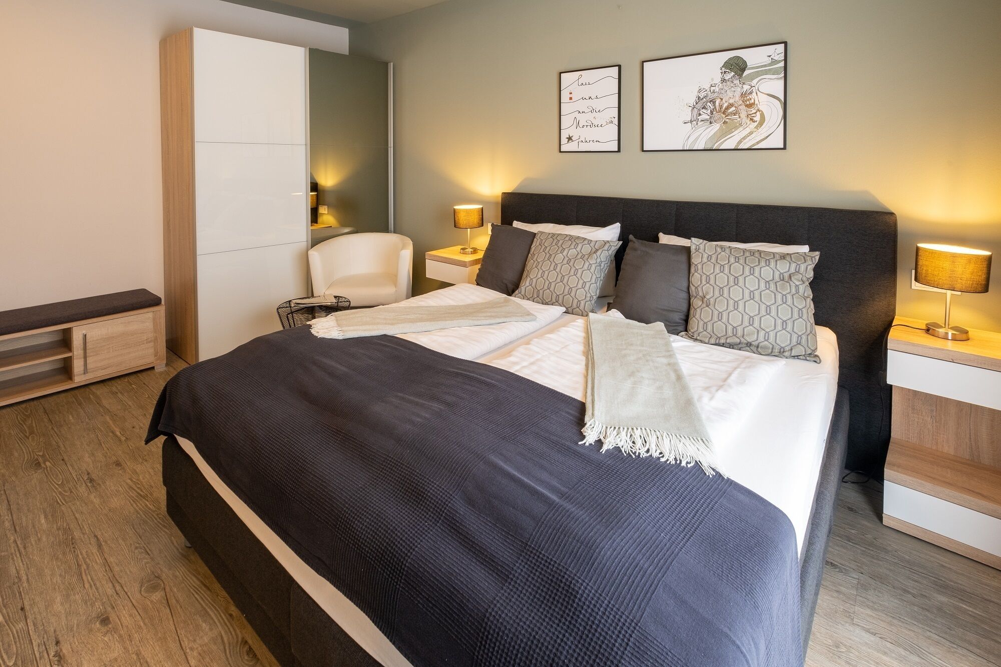 classic double room | hypo-allergenic bedding, desk, soundproofing, free wifi