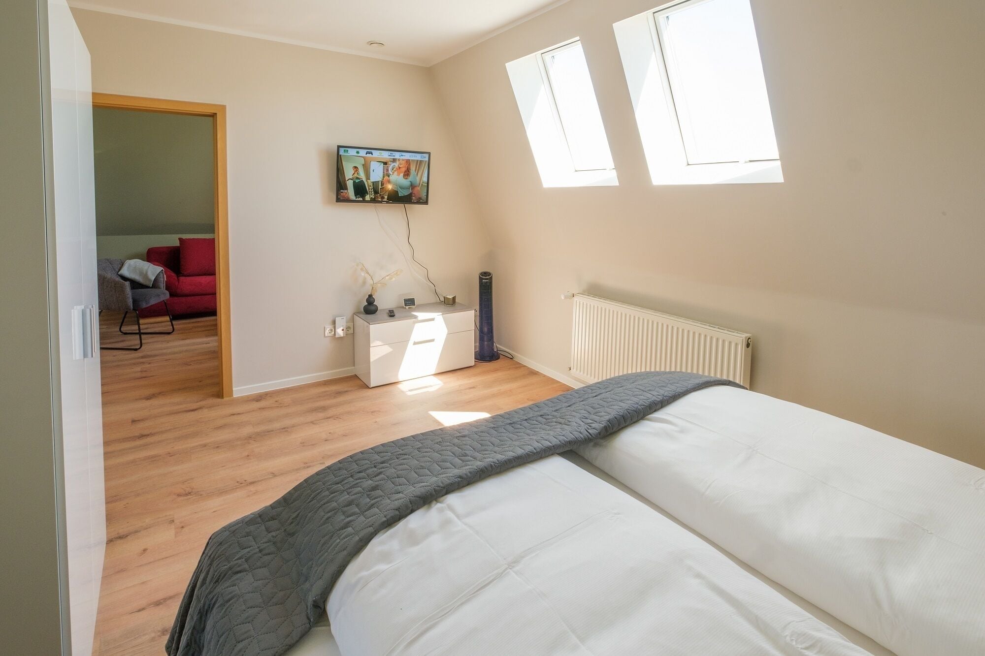 studio (haus 5) | hypo-allergenic bedding, desk, soundproofing, free wifi