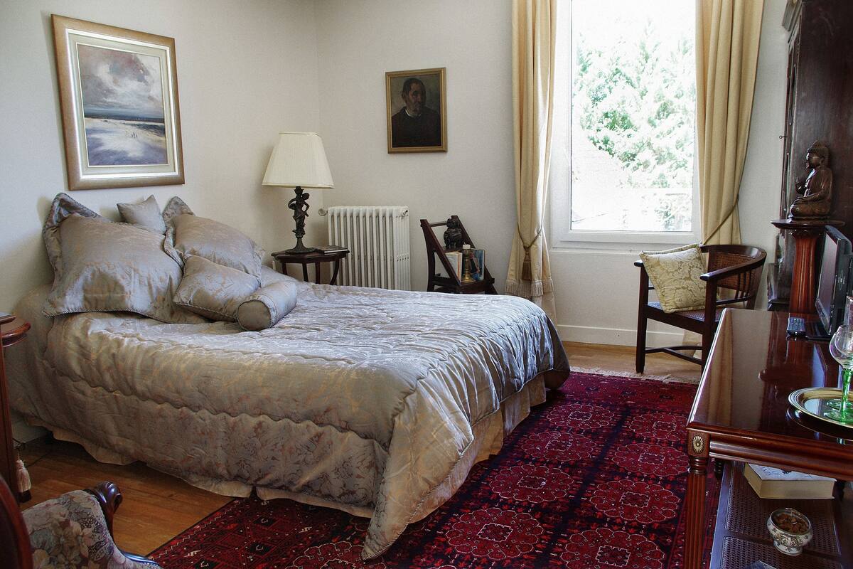 Habitación doble (Zola) | Caja de seguridad en la habitación y decoración personalizada