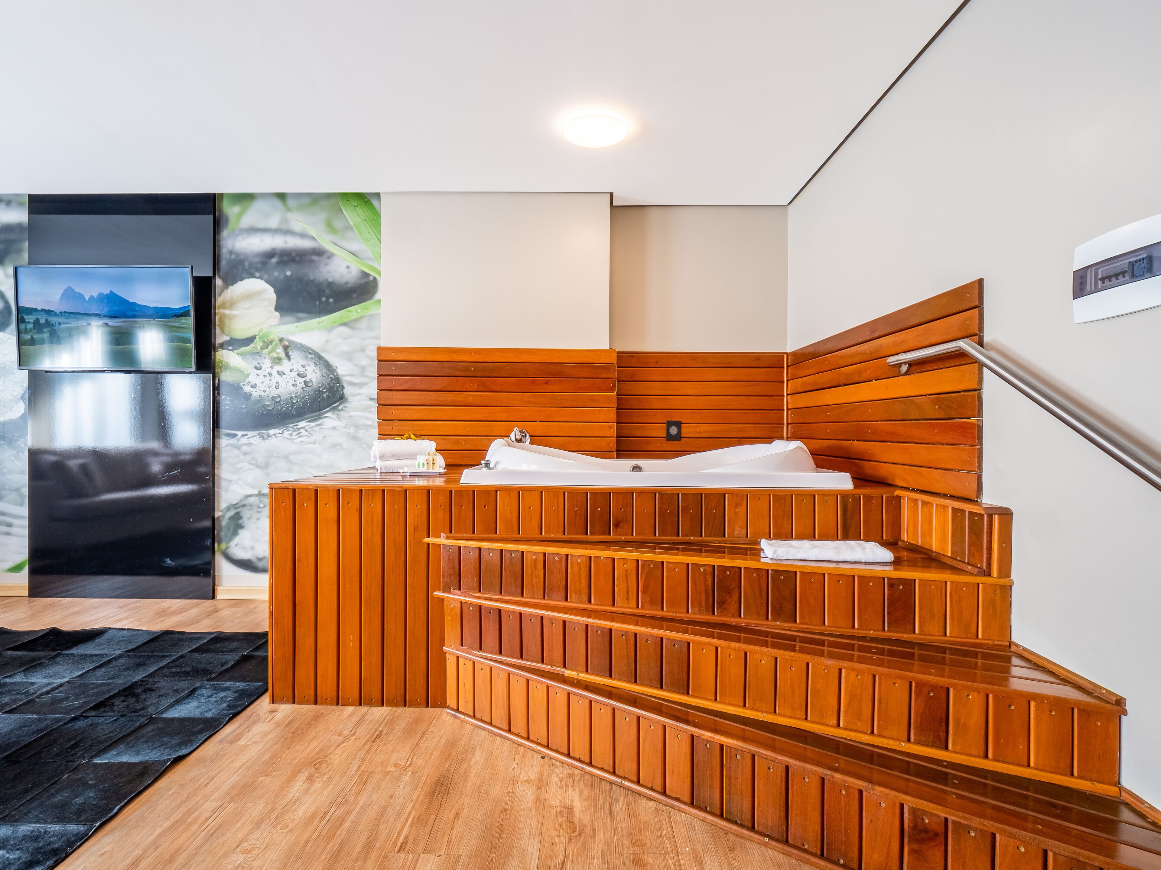 grand suite | 1 bedroom, premium bedding, minibar, in-room safe