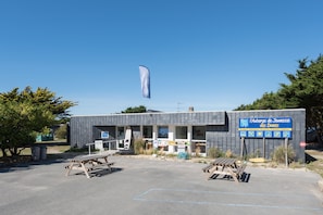 Bagian depan properti