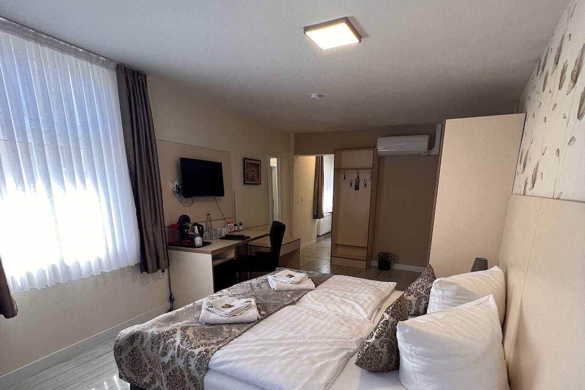 Familienzimmer | 2 Schlafzimmer, hochwertige Bettwaren, Minibar, Schreibtisch