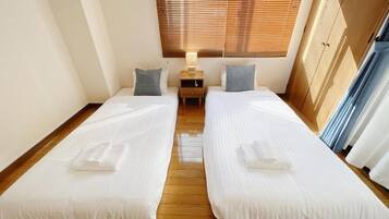 Apartment, 1 Bedroom (301) | 2 bedrooms, desk, iron/ironing board, free WiFi