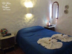 In-room safe, free WiFi, bed sheets - El Faro de Carpier (Comuna Estancia Vieja)