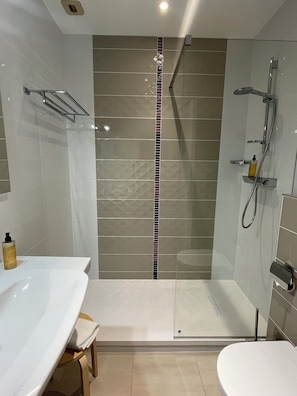 Front of property - Le Pavillon d'Enghien - Vichy (Vichy)