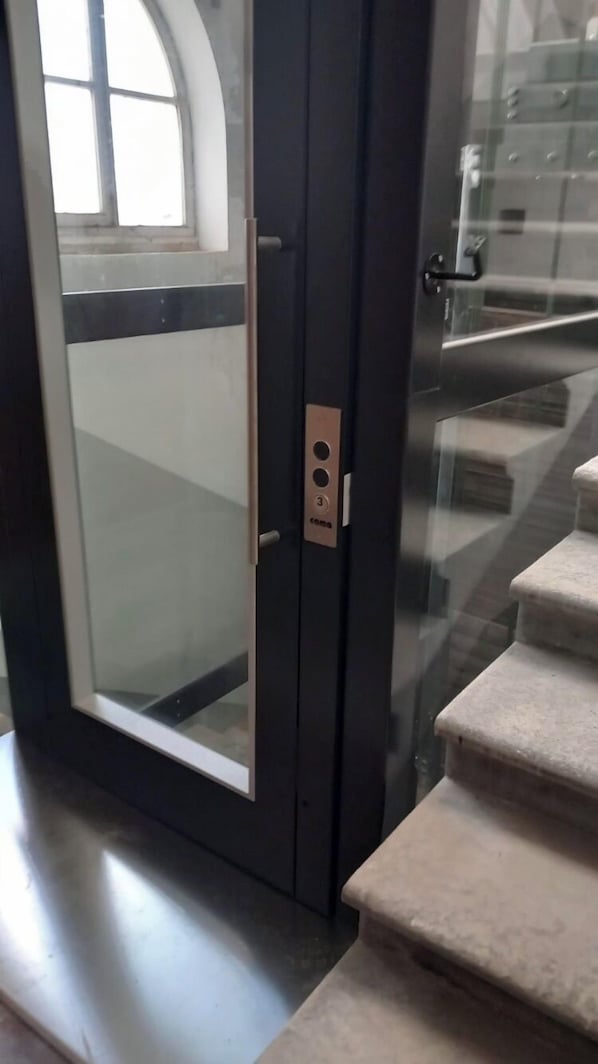 Elevator