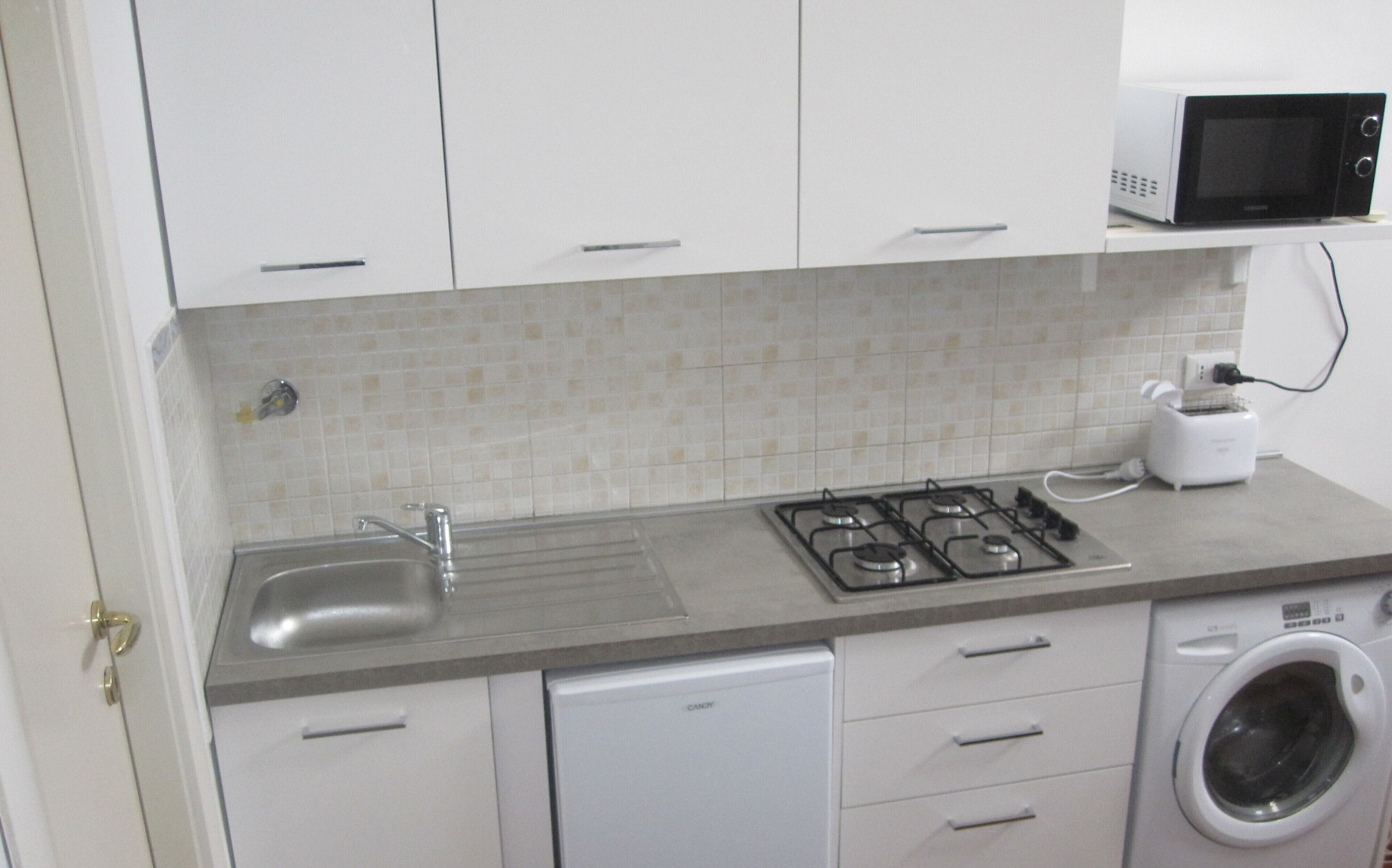 公寓 | 私人厨房 | 冰箱、微波炉、烤箱、炉灶