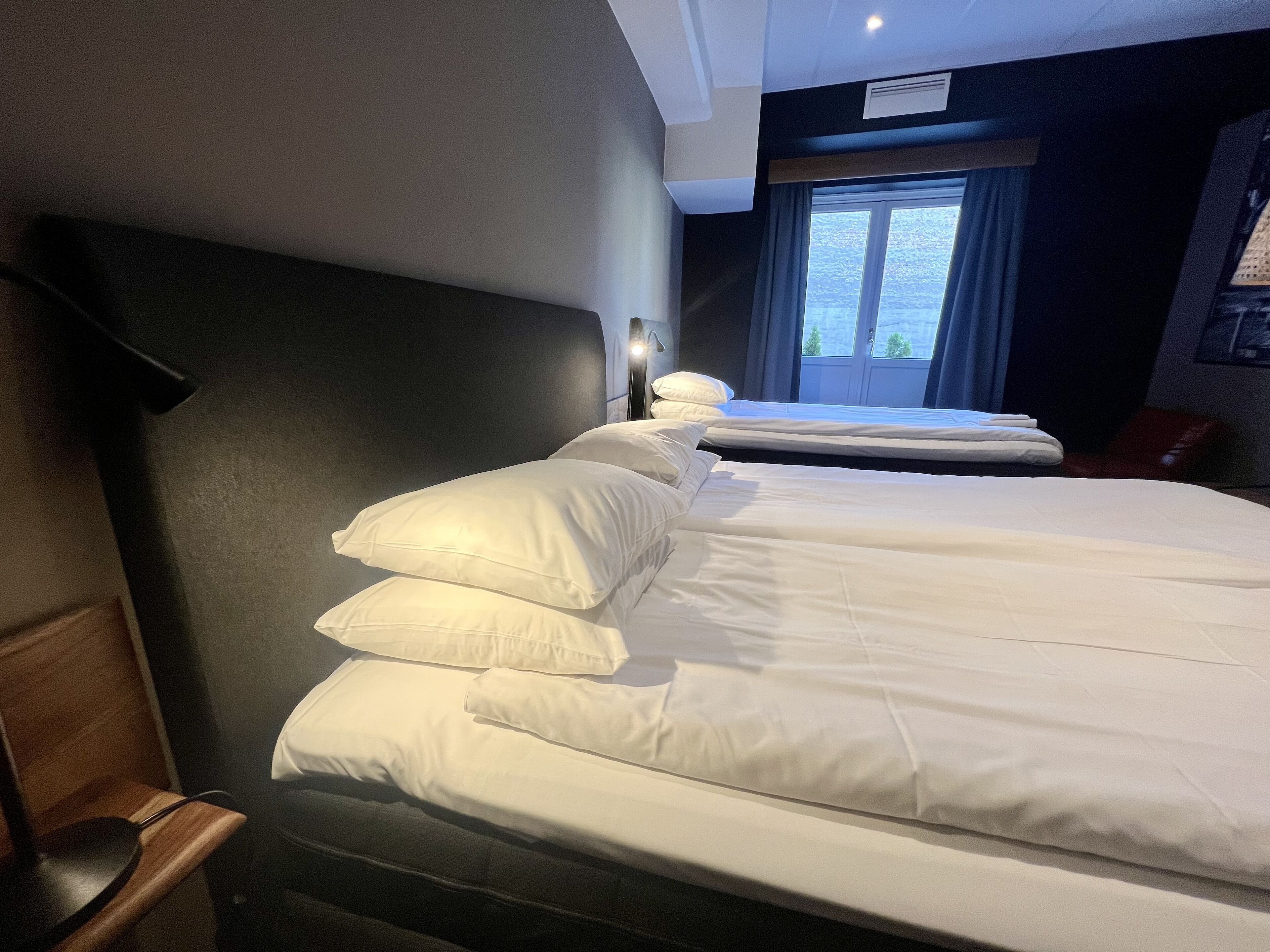 standard triple room | desk, blackout curtains, soundproofing, free wifi