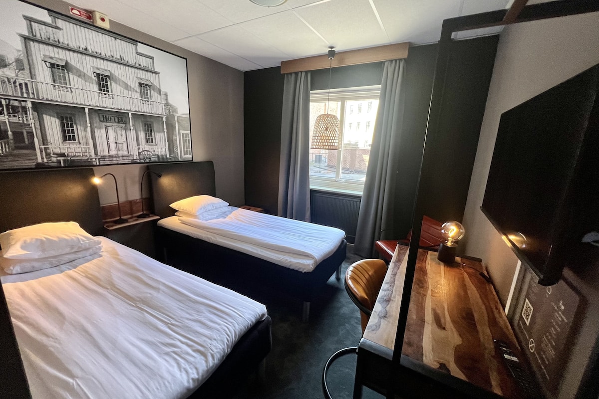 economy twin room, 2 single beds | desk, blackout curtains, soundproofing, free wifi