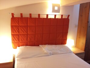 Studio | Hochwertige Bettwaren, Bügeleisen/Bügelbrett, kostenloses WLAN