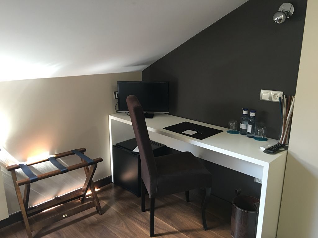 standard twin room | room amenity