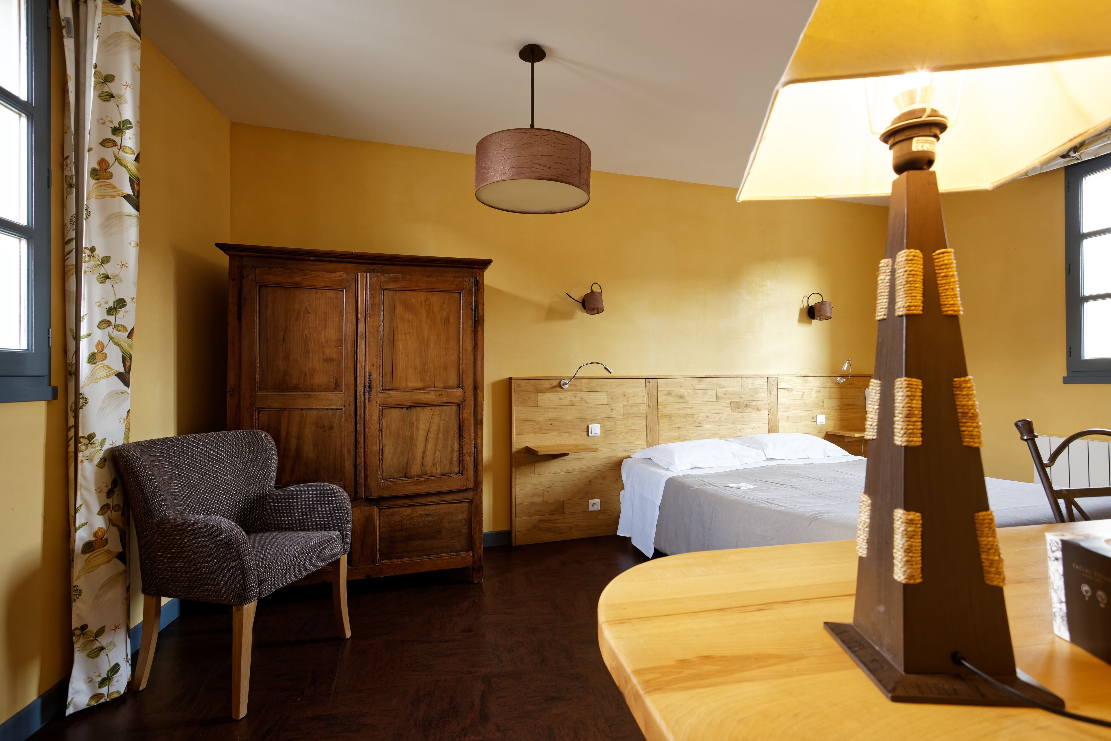 superior double room | desk, soundproofing, iron/ironing board, free wifi