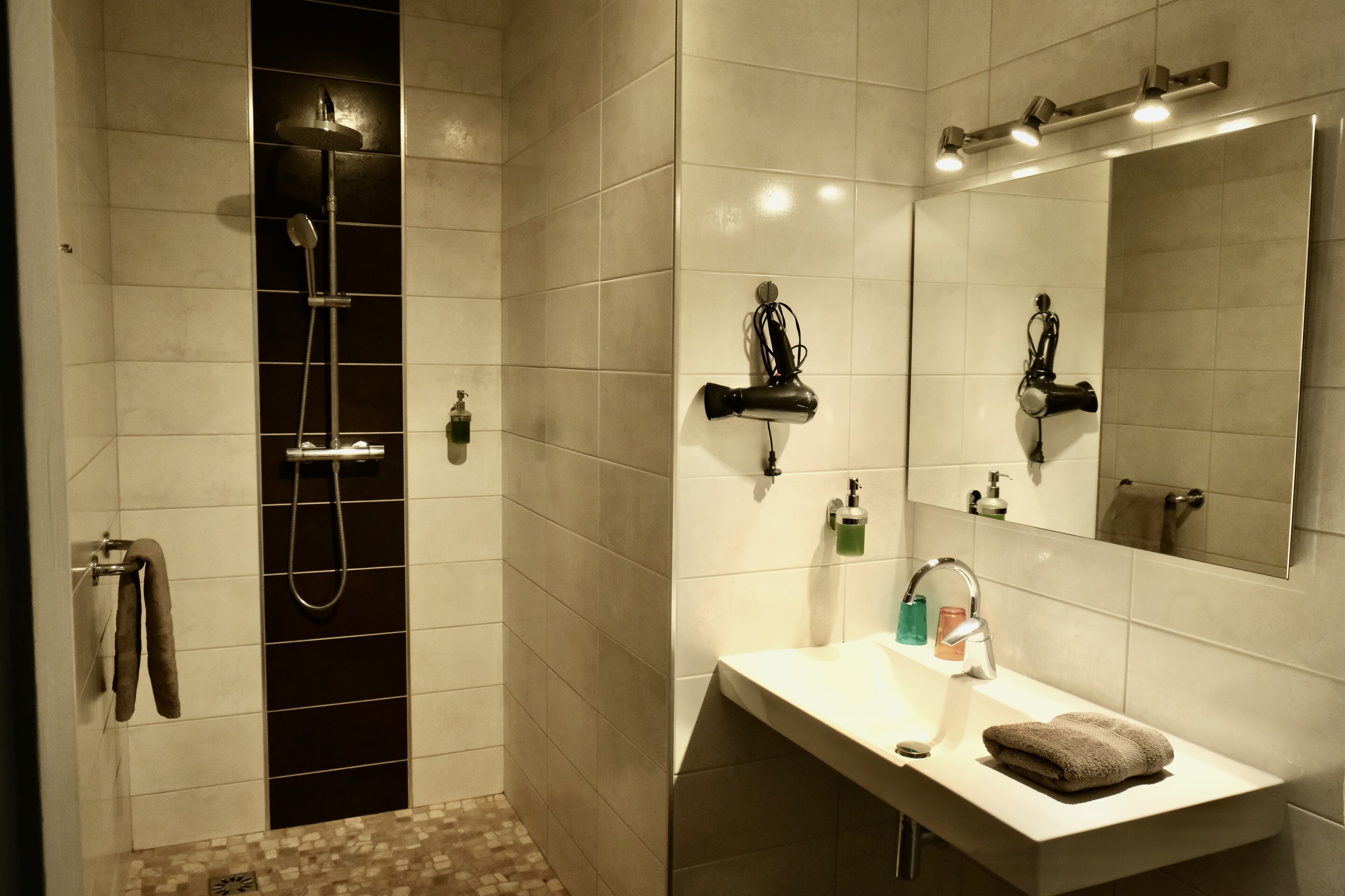 comfort room | bathroom | shower, free toiletries, towels