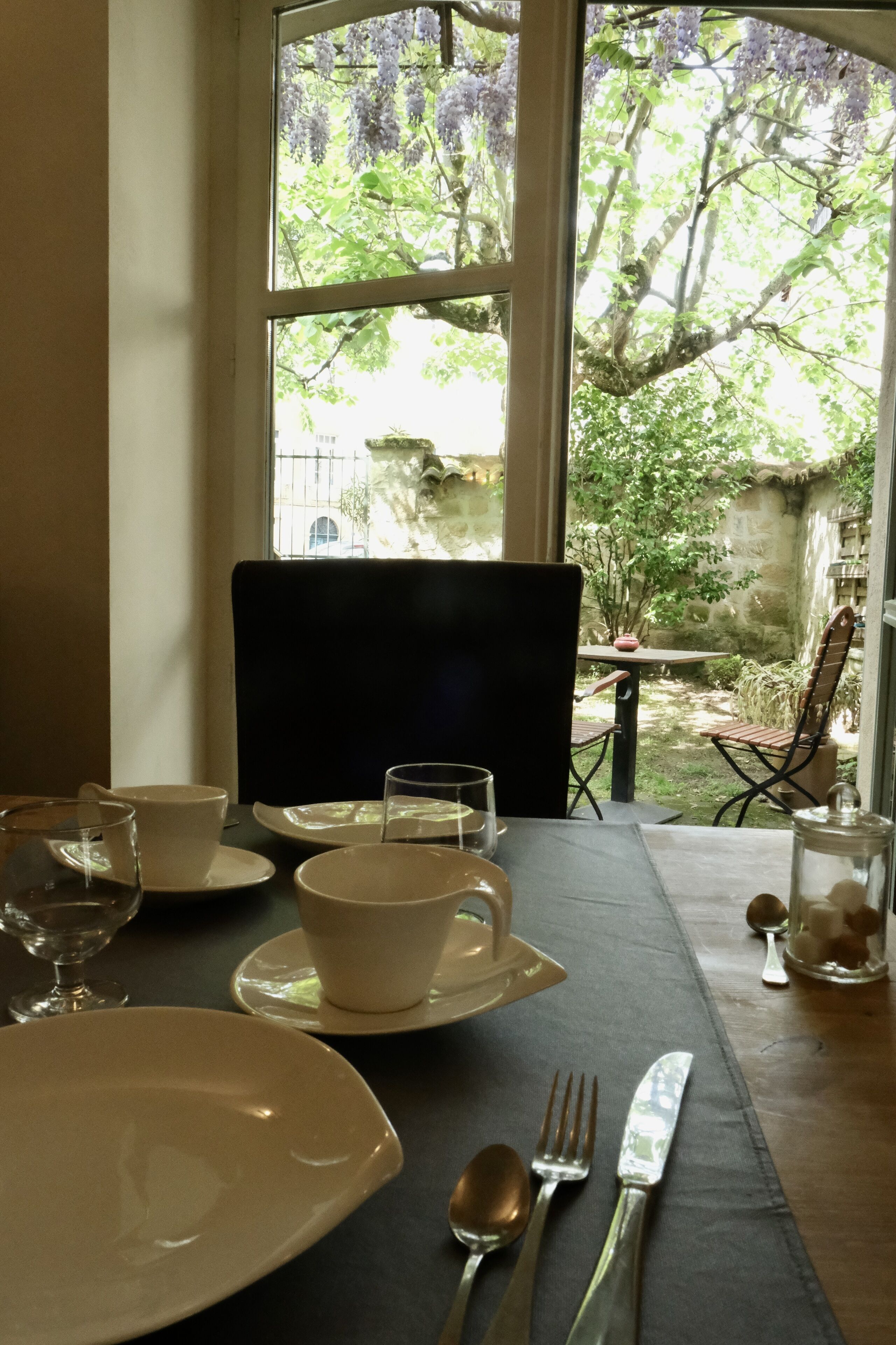 daily buffet breakfast (eur 13 per person)